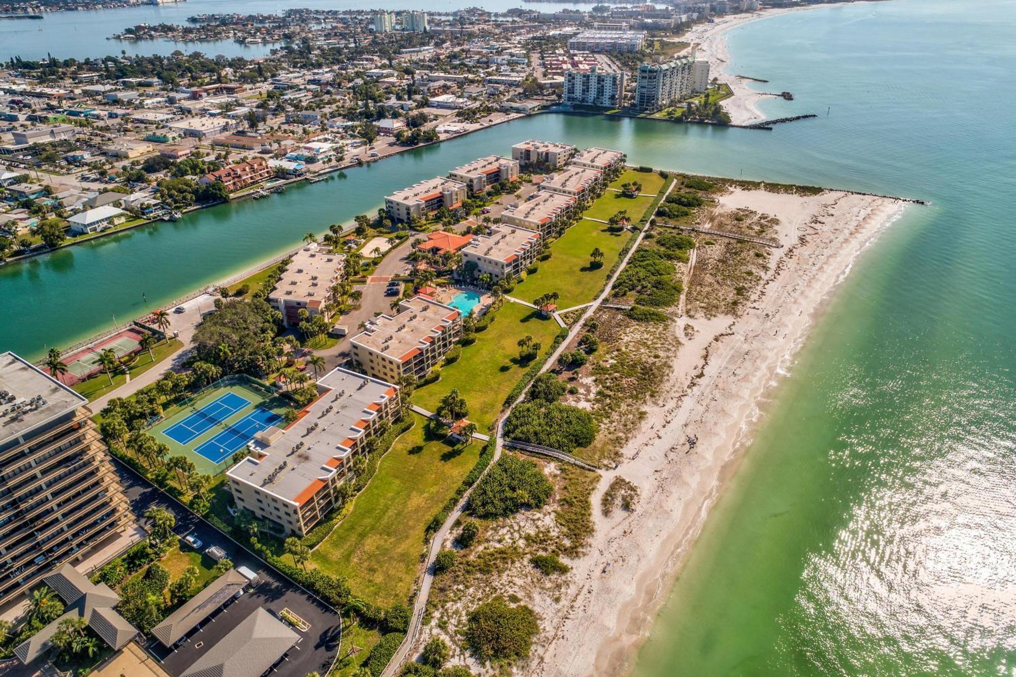 Land'S End 9-403 Beach Front - Premier Villa St. Pete Beach Exterior photo