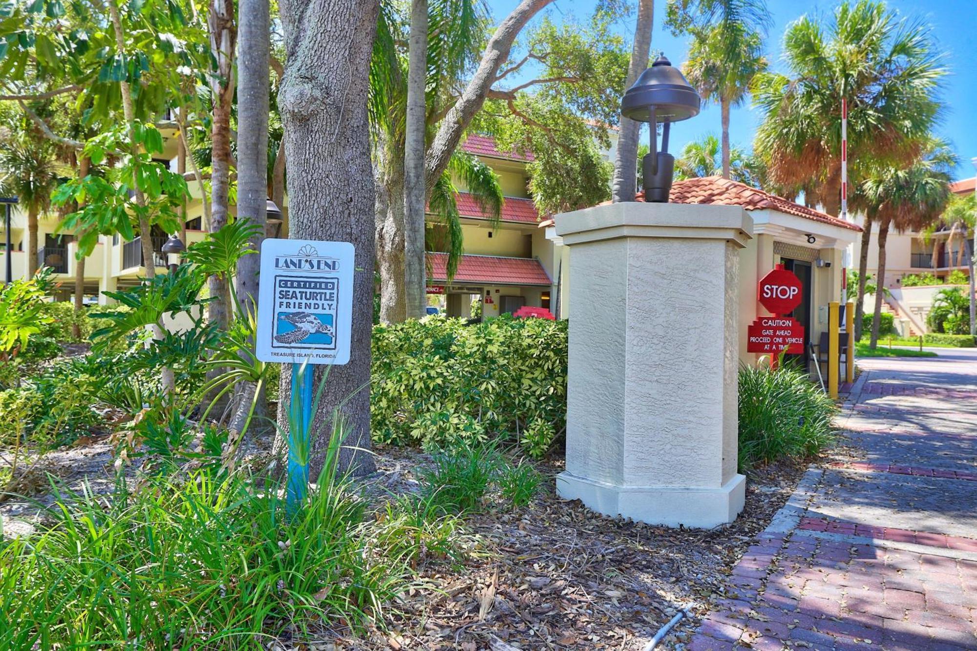 Land'S End 9-403 Beach Front - Premier Villa St. Pete Beach Exterior photo