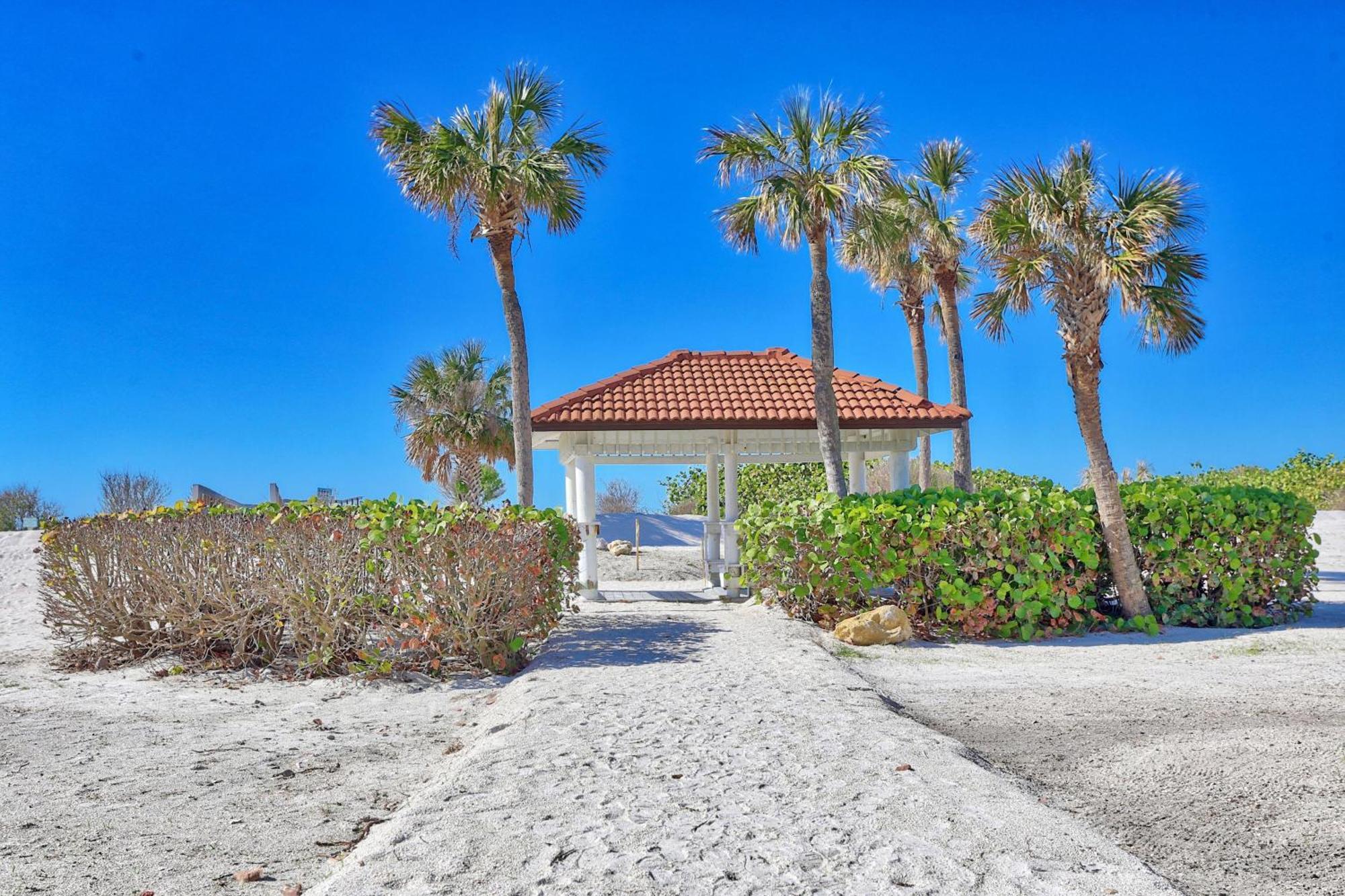 Land'S End 9-403 Beach Front - Premier Villa St. Pete Beach Exterior photo