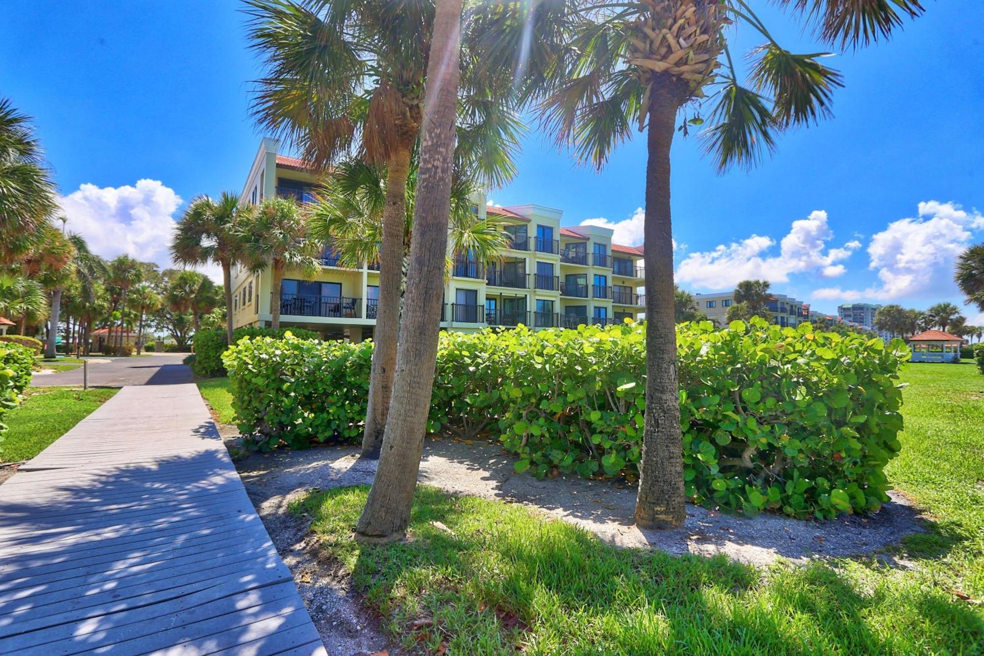 Land'S End 9-403 Beach Front - Premier Villa St. Pete Beach Exterior photo